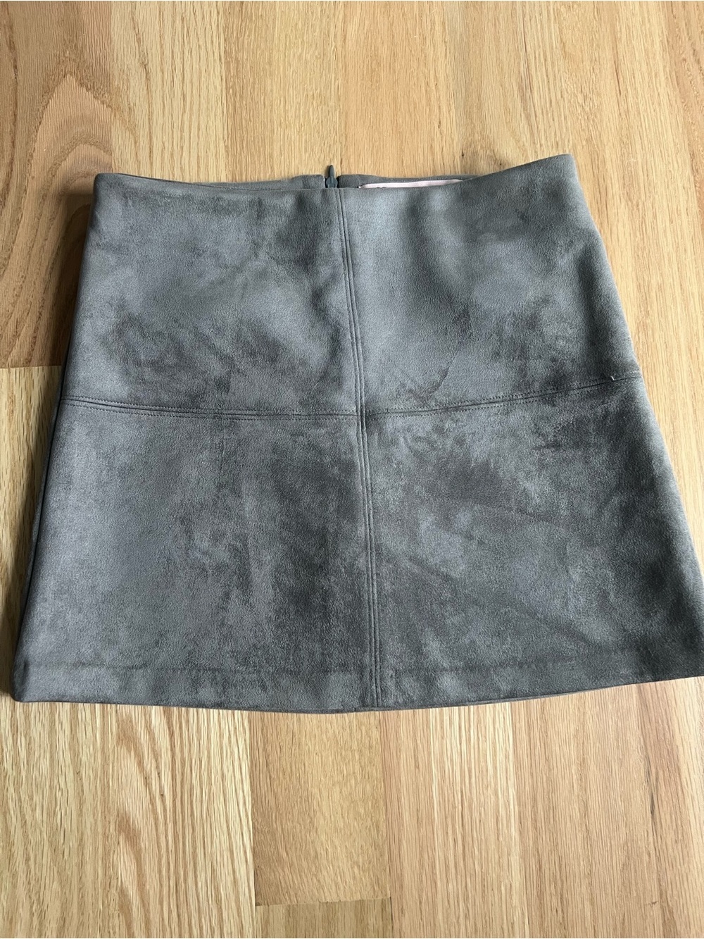 Classic Suede-Look A-Line Skirt in Gray
